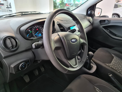 Imagen 11 de 15 de Ford Figo Energy Mt 2020 14800 Km Plata 4 Puertas