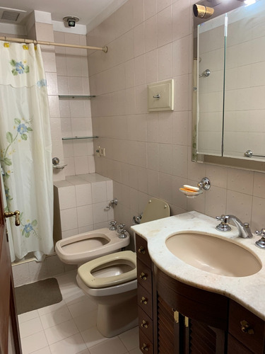 Imagen 3 de 19 de Casa 6 Ambientes En Av Alsina 1376 Lomas De Zamora
