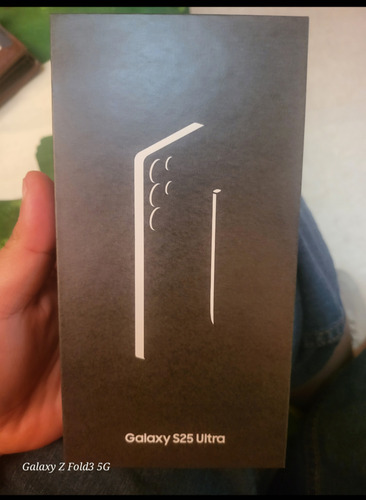 Samsung Galaxy S25 Ultra 512gb Titanium Black (Usado)
