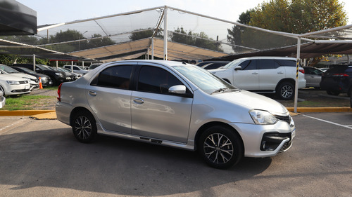Toyota Etios 1.5 Platinum 4 p Automática