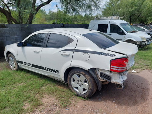 Dodge Avenger 2010 ( En Partes ) 2009 - 2014 2.4l Aut Yonke