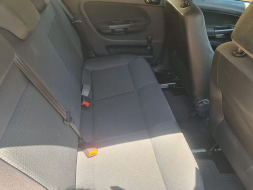Volkswagen Gol GOL 1.6 MSI TOTALFLEX 4P MANUAL