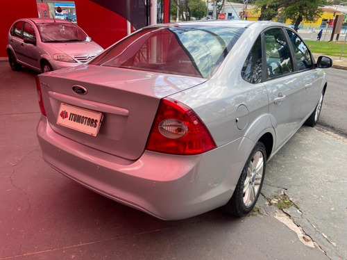 Ford-focus Sadan 1.6