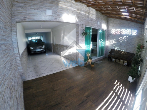 Imagem 2 de 30 de Sobrado À Venda No Bairro Cic, Com Três Quartos Sendo Um Suíte, Sala, Cozinha Ampla, Móveis Planejados, Churrasqueira E Fogão À Lenha. - Ca01445 - 69532530