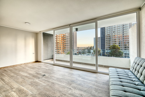 Edificio Lofty Vista Poniente Piso 18