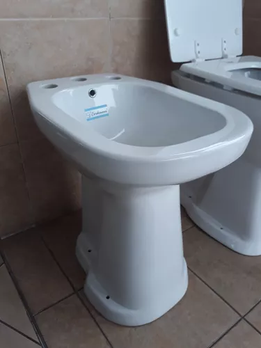 WC/bidet para discapacitados con caño y desagüe al suelo