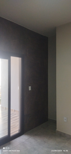 Casa Nova Com 3 Quartos Pé Direito Alto Cozinha Integrada