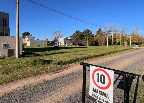Lote En Venta En Villa Elisa Calle 407 Y 21 - Barrio Privado Las Alondras