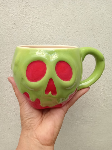 Taza De Manzana Envenenada Verde