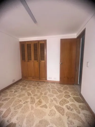 Apartamento En Venta En Laureles. Cod V10059