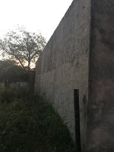 Imagen 8 de 8 de Remax Vende Casa A Refaccionar Cayasta Santa Fe ..