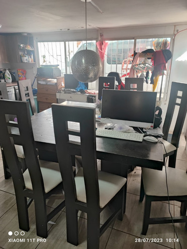 Casa Un Piso, En Buena Ubicación, Cercano A Colegios Y Mall