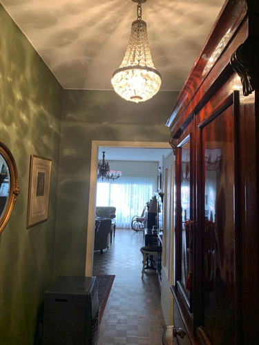 Sobre Av Ponce 3 Dormitorios 2 Baños Servicio Completo Y Garaje!