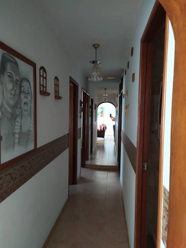 Imagen 11 de 14 de Apartamento Rosaleda Caicara