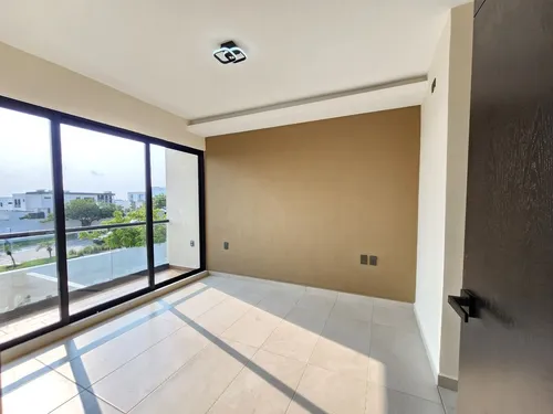 Casa En Venta En Punta Tiburon