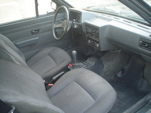 Imagem 8 de 11 de Volkswagem Voyage 1993 Cl 1.8 Gasolina