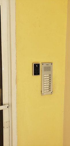 Apartamento En Alquiler. Seguridad 24 Horas