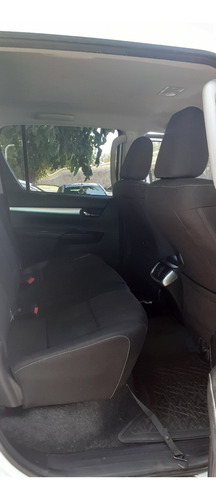 Imagen 11 de 11 de Toyota Hilux 4x4 D/c Srv 2.8 Tdi 6 M/t