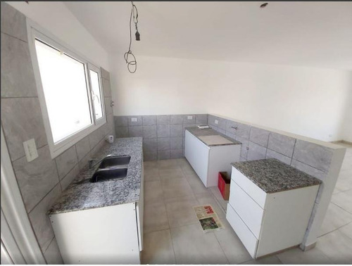 Imagen 3 de 14 de Venta De Dúplex 2 Dorm -plottier