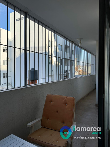 Departamento A La Venta En El Centro De Carlos Paz De 2 Dormitorios 2 Cocheras Y Pileta
