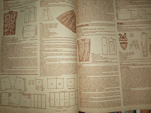 Lote De Antiguas Revistas De Moda Burda Y Modelina (Usado)