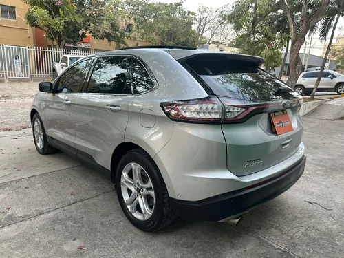 Ford Edge 2.0 Titanium