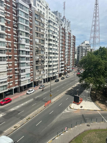 Se Vende Apartamento De Tres Dormitorios En Tres Cruces