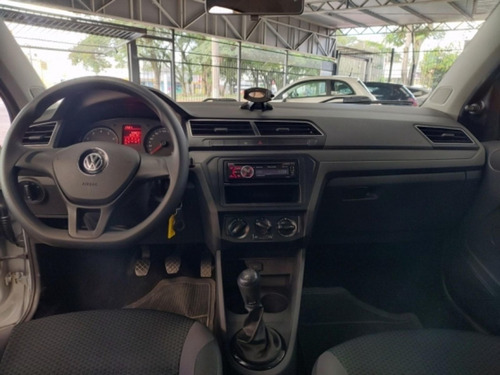 Imagem 6 de 8 de Volkswagen Voyage 1.6 Msi Totalflex Comfortline 4p Manua...