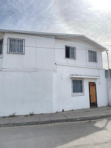 Se Vende Casa Esquina 4d+2b + Casa Interior 3d+1b Q.normal