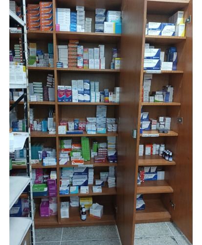 Fondo De Comercio Farmacia Y Víveres El Cabotaje Los Teques
