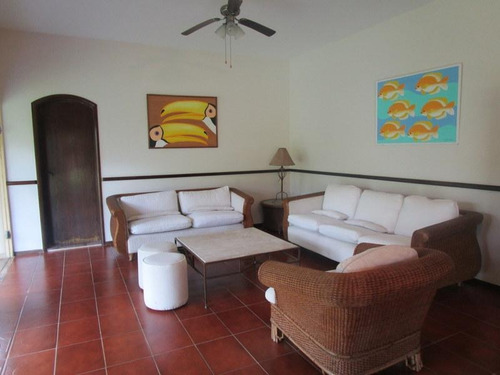 Casa À Venda No Condomínio Jardim Acapulco - Guarujá/sp - Ca3174