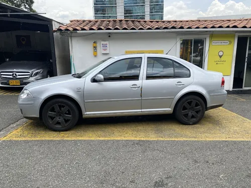 Volkswagen Jetta 2.0 Trendline At 2012