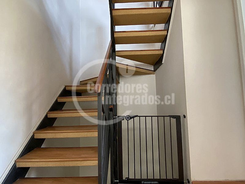 Casa En Arriendo De 4 Dorm. En Vitacura