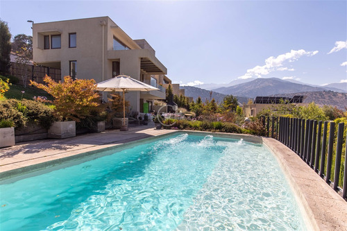 Casa Venta 5 Dorm. Excelente En Condominio En Lo Barnechea
