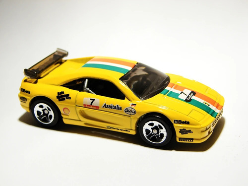 Hot Wheels Ferrari F355 Challenge 2000 Amarillo Car 7