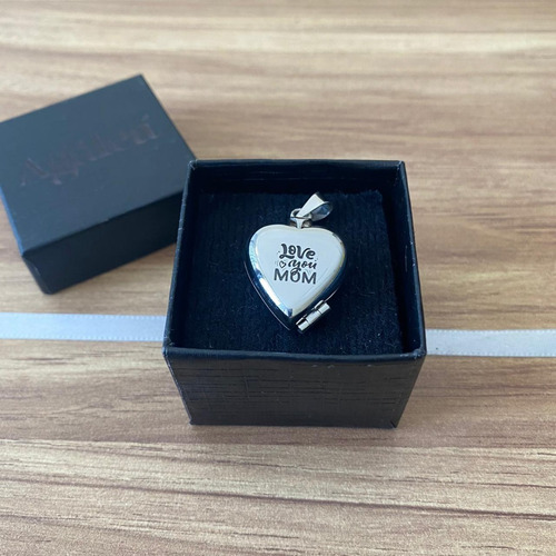 Imagen 5 de 7 de Dije Relicario Corazón Plata 925 Grabado Mujer Mamá Agálea