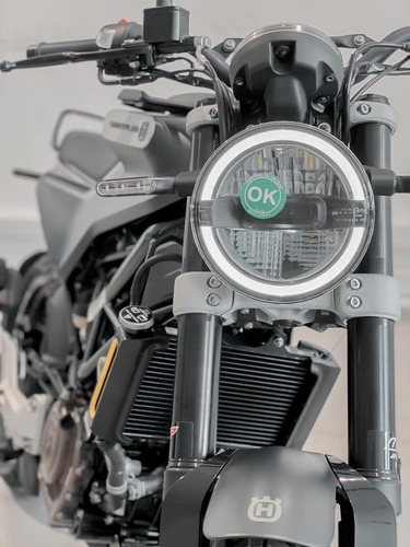 Husqvarna Svartpilen 200