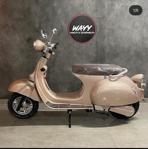 Imagem 6 de 7 de Moto Vespa Bateria Retro Scooter
