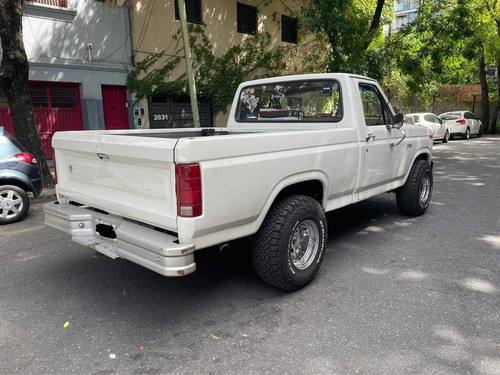 Imagen 3 de 9 de Ford F-100 1988 3.6