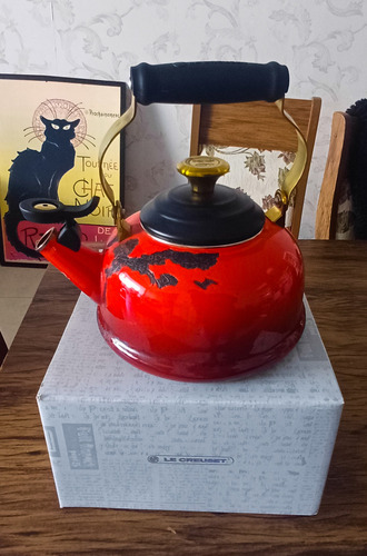 Chaleira Expresso De Hogwarts - Edição Limitada Le Creuset Vermelho