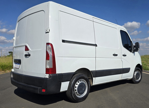 Renault Master 2.3 L1h1 5p 6 marchas