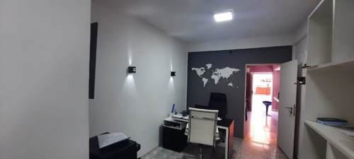 3 Locales Comerciales Más Vivienda Salida A Dos Cuadras
