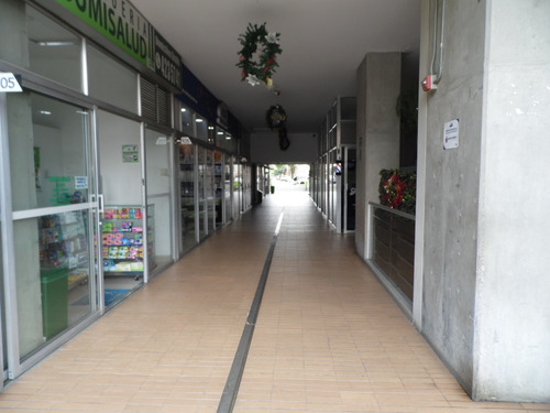 Imagen 6 de 15 de Venta De Local Comercial En Niquia Panamericano Bello