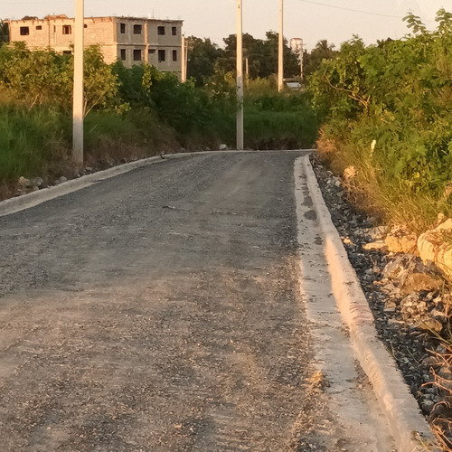 Imagen 8 de 11 de Se Vende Solar Super Económicos Mas Barato De Ahí No Lo Hay En El Residencial Privado En Villa Mella