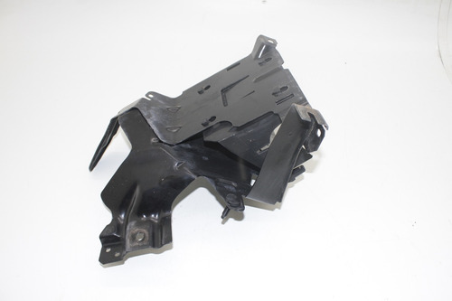 Suporte Módulo Injeção Gm Omega 08-12 92198876 (Usado)