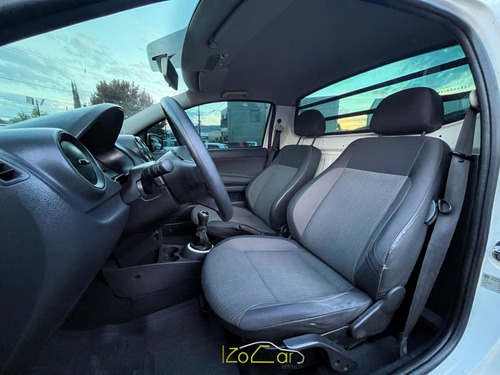 Volkswagen Saveiro 1.6 MI CS 8V FLEX 2P MANUAL G.VI