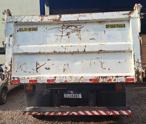26-220 6x4 3-eixos 2p Caçamba 15 M3