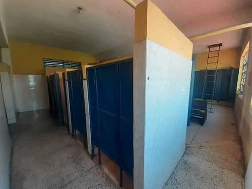 Se Vende Galpòn En La Zona Industrial El Nepe, Municipio Guacara A 500 M De Ciudad Traki. - Ivlp