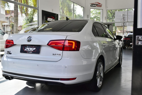 Volkswagen Vento Gli 2.0 Tsi 211cv Car Cash
