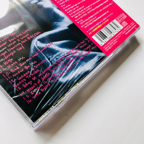Miley Cyrus Plastic Hearts Japon Super Deluxe Edition Bonus
